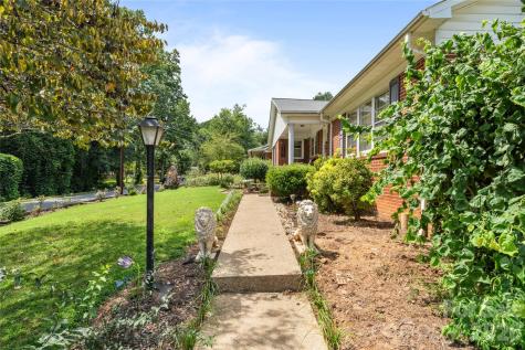 308 Taubrook Place NW Lenoir NC 28645