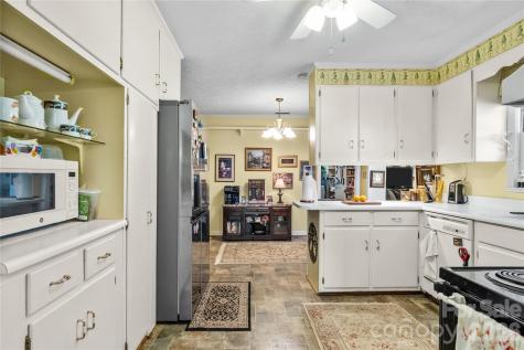 308 Taubrook Place NW Lenoir NC 28645