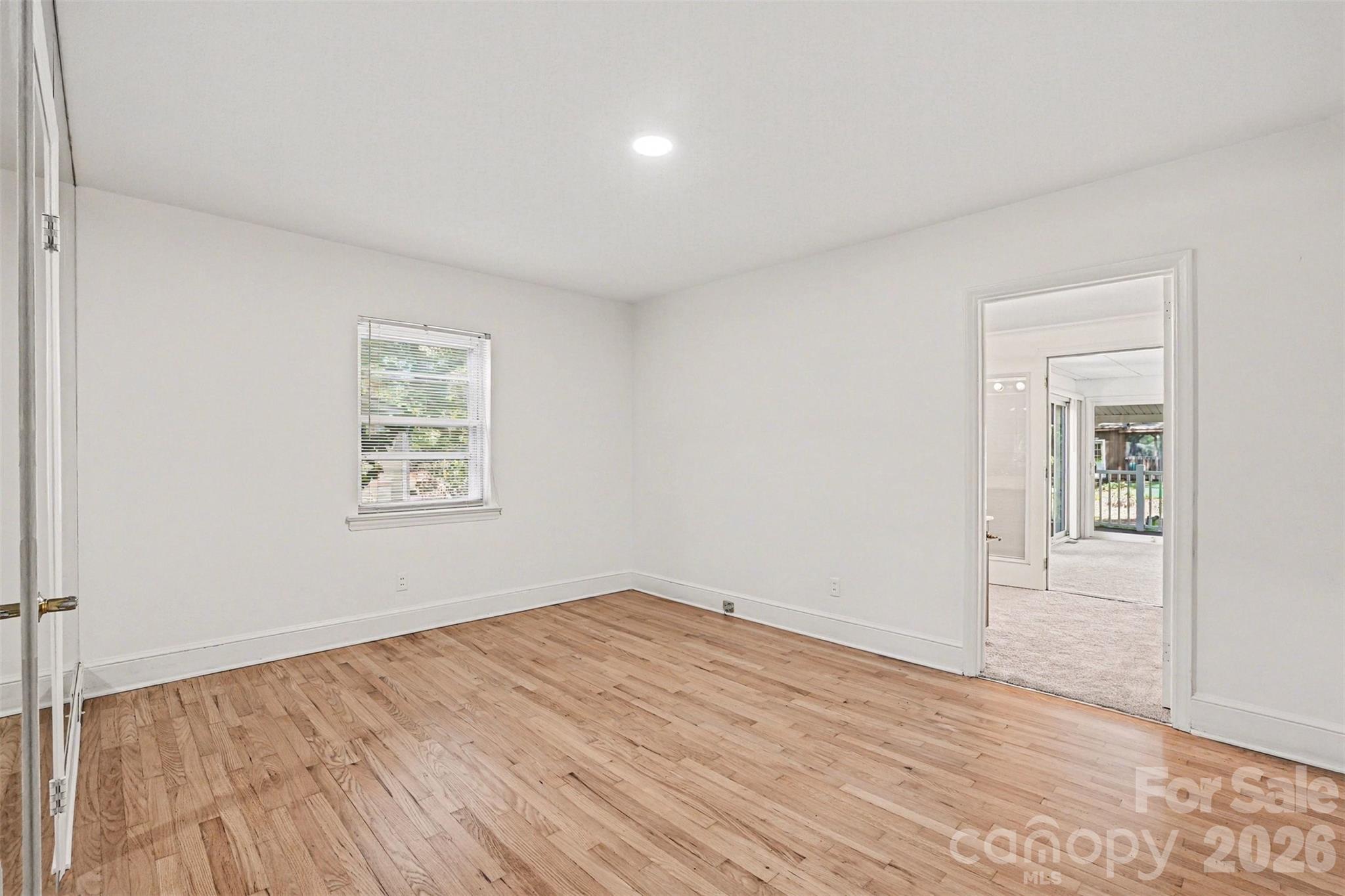955 Hickory Nut Street Charlotte NC 28205
