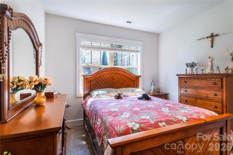 153 Water Leaf Drive Weaverville NC 28787
