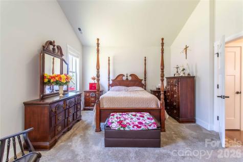153 Water Leaf Drive Weaverville NC 28787