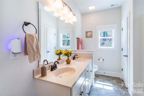 153 Water Leaf Drive Weaverville NC 28787