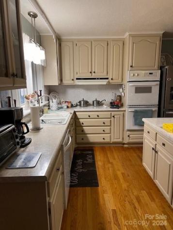 1240 Gaddy Road S Nebo NC 28761
