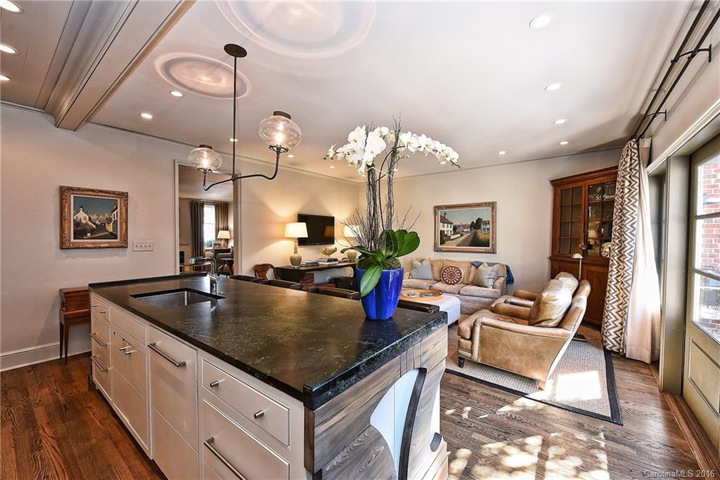 158 Perrin Place Charlotte NC 28207