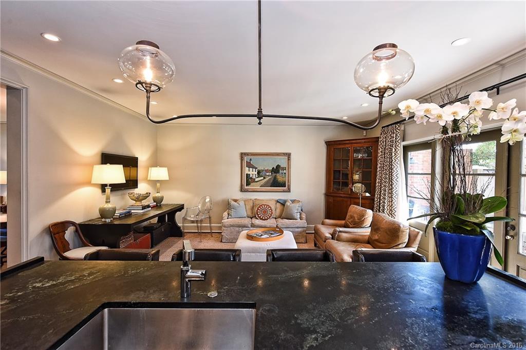 158 Perrin Place Charlotte NC 28207