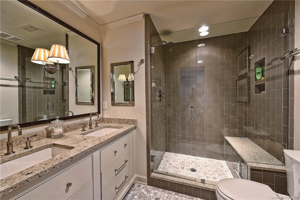 158 Perrin Place Charlotte NC 28207