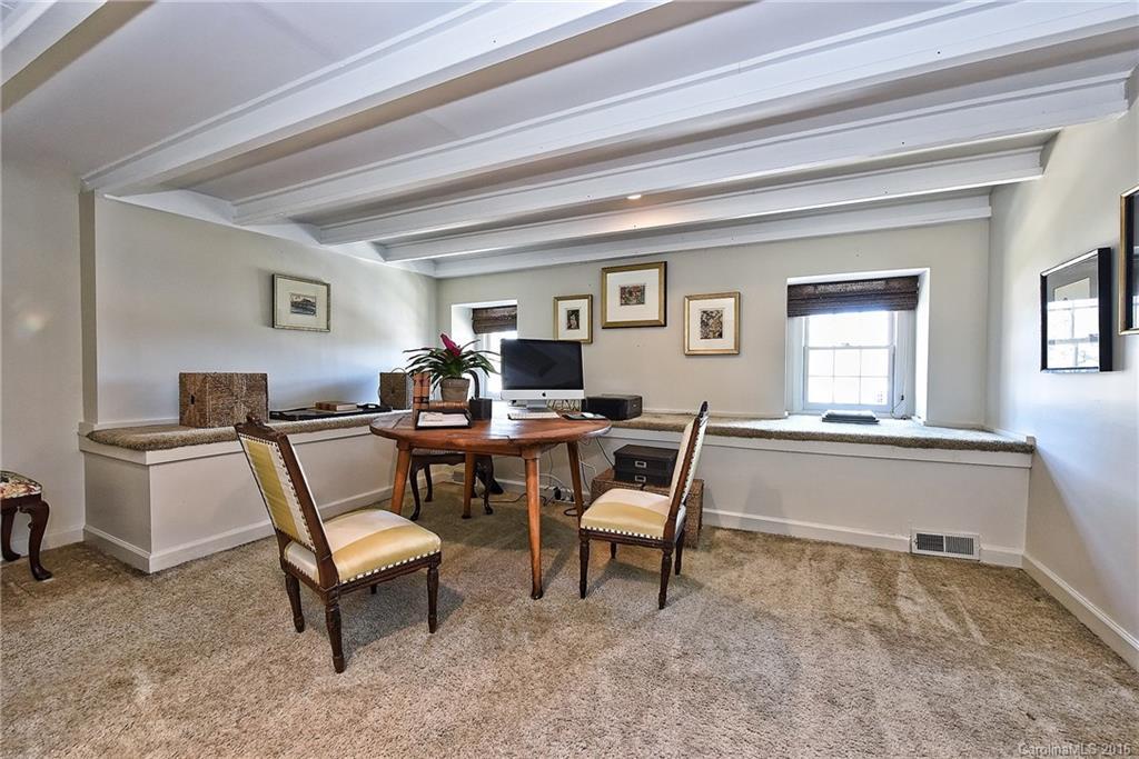 158 Perrin Place Charlotte NC 28207