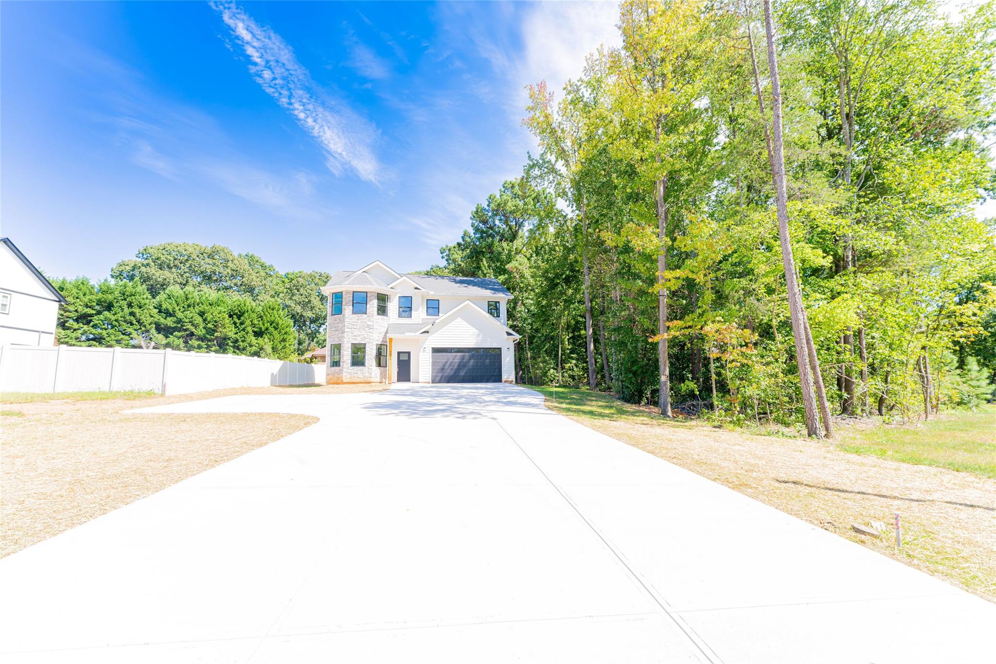 9818 Hood Road Charlotte NC 28215