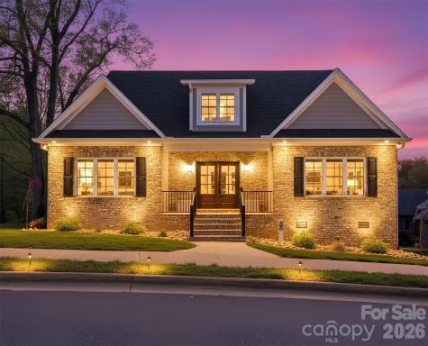 496 19th Avenue Circle NW Hickory NC 28601