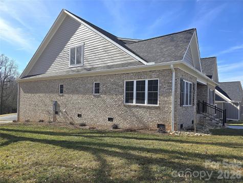 496 19th Avenue Circle NW Hickory NC 28601