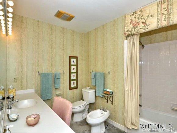 364 Vanderbilt Road Asheville NC 28803