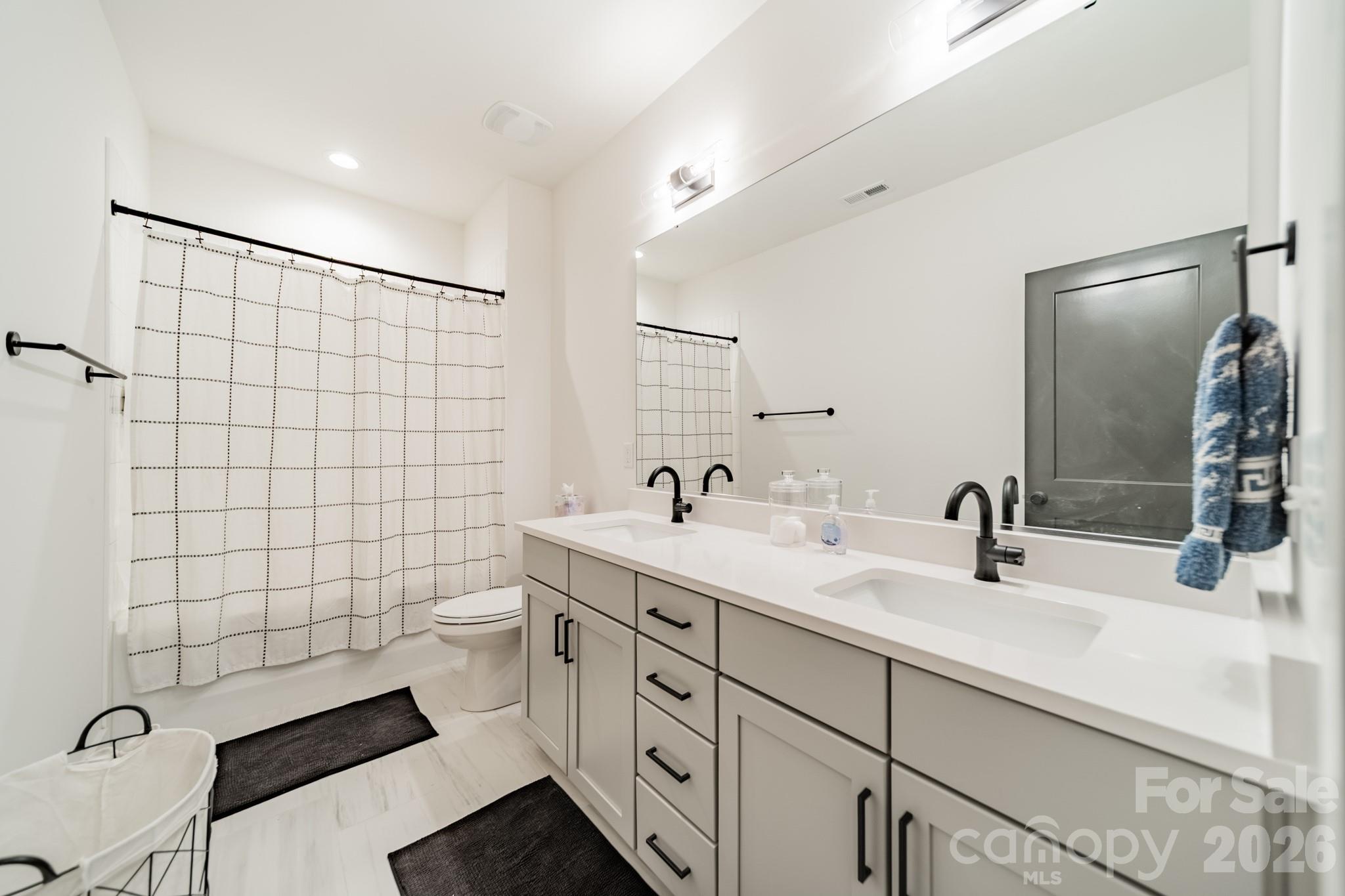608 Ambassador Street Charlotte NC 28208