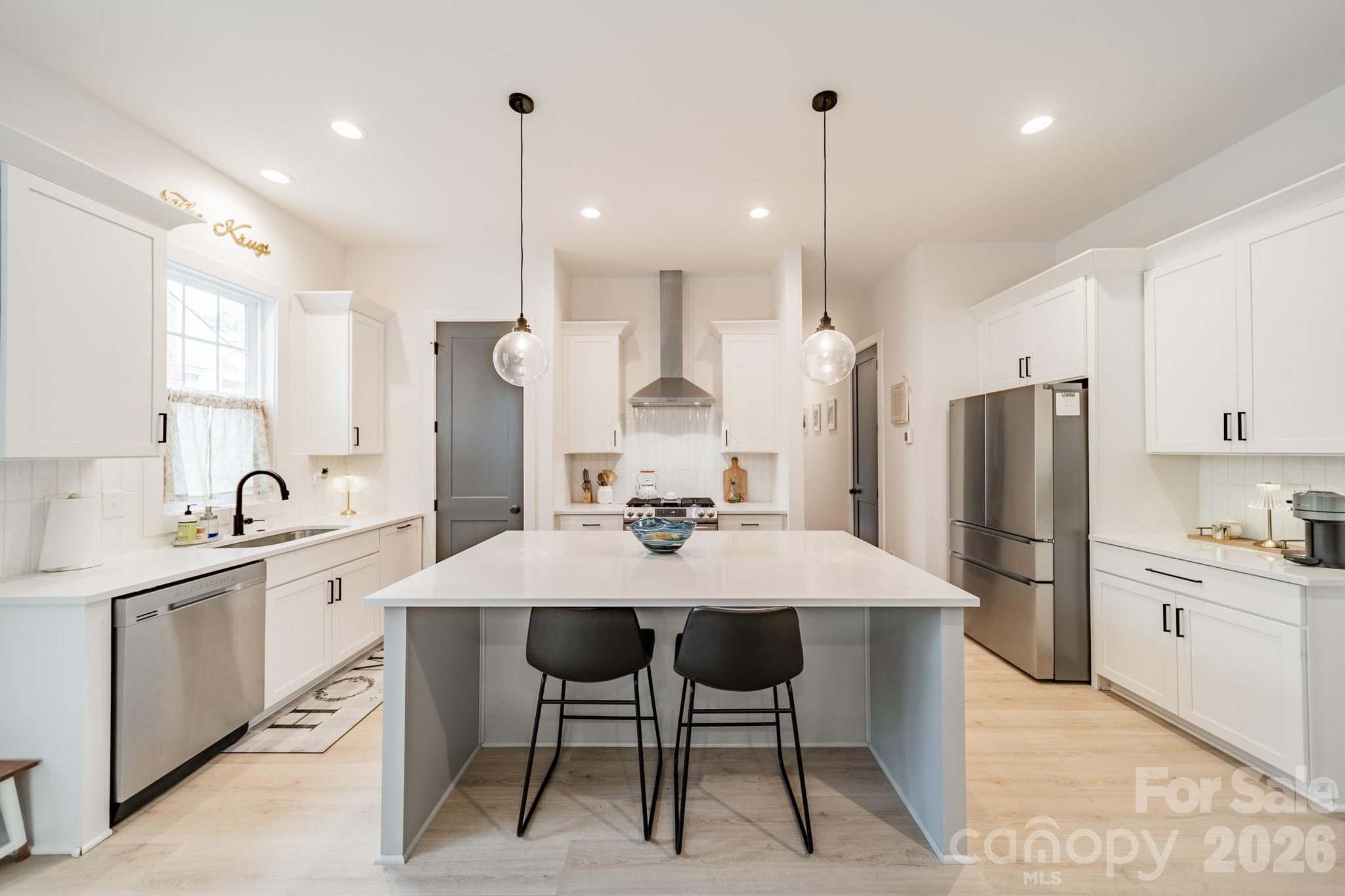 608 Ambassador Street Charlotte NC 28208