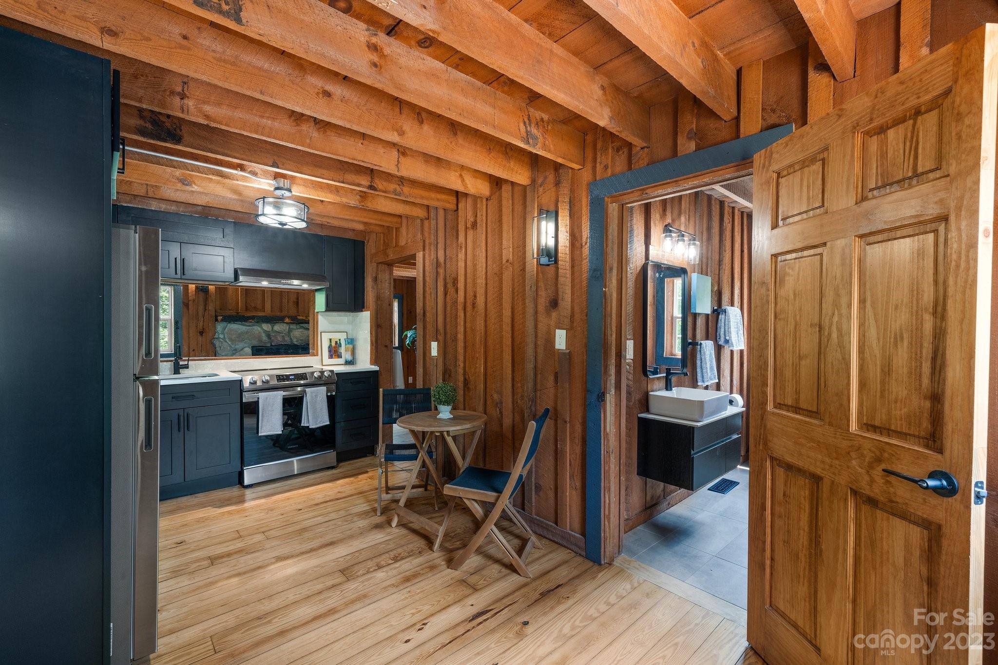 14 Collins Mountain Drive Asheville NC 28804