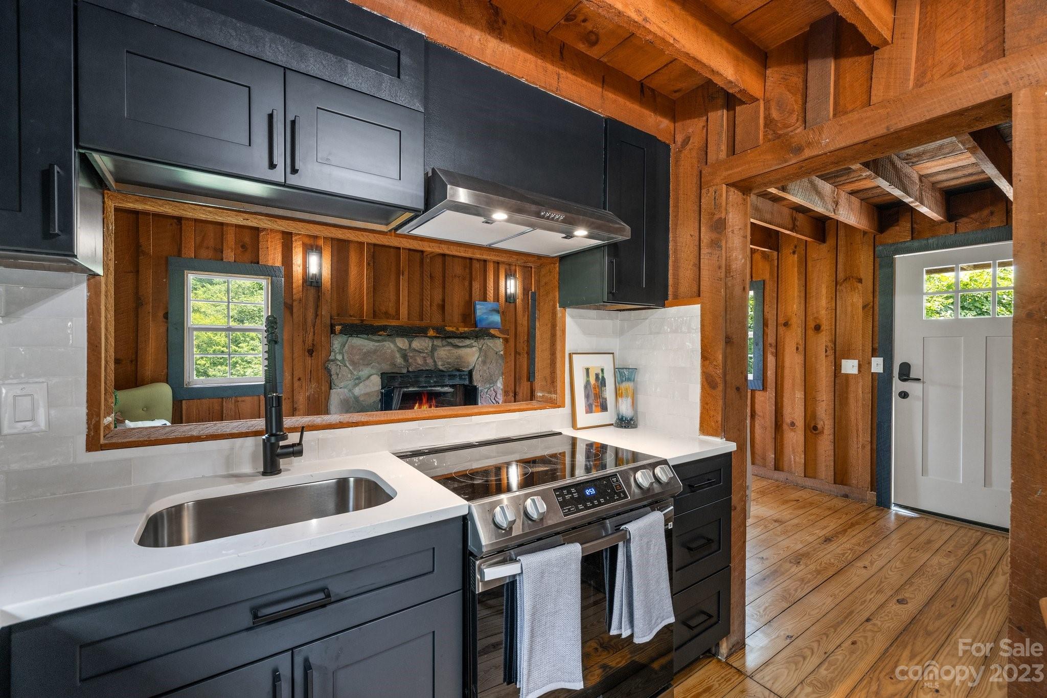 14 Collins Mountain Drive Asheville NC 28804