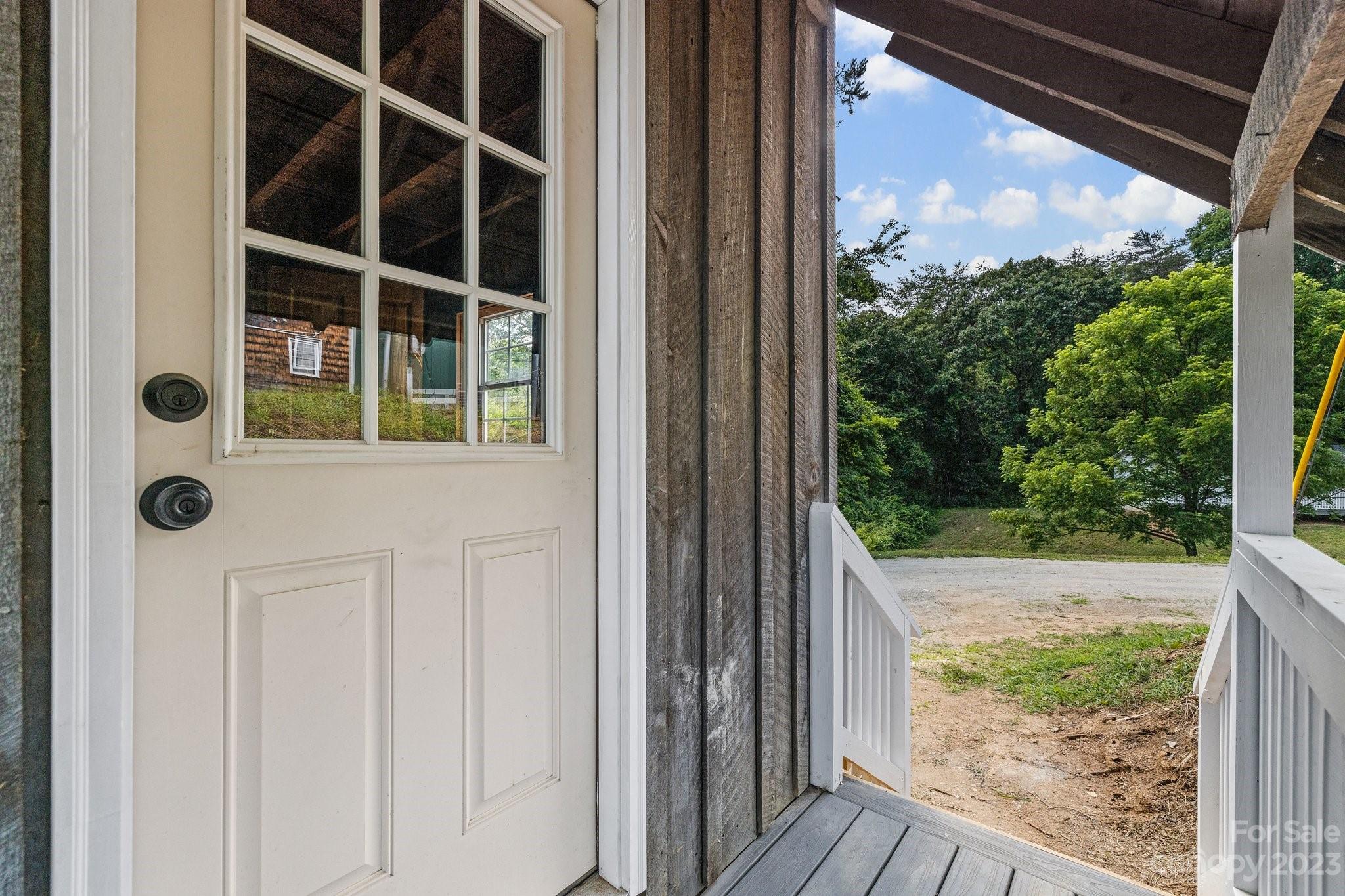 14 Collins Mountain Drive Asheville NC 28804