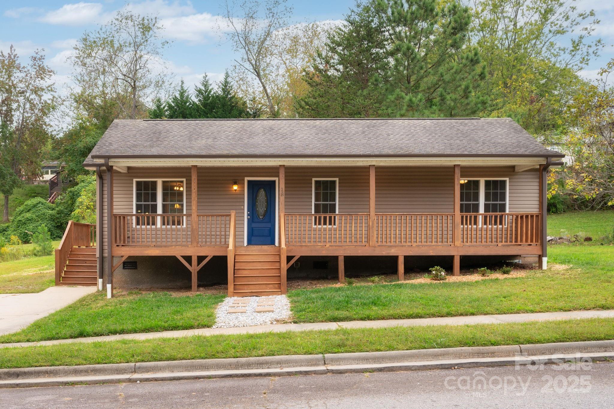 18 Alex Way Asheville NC 28806