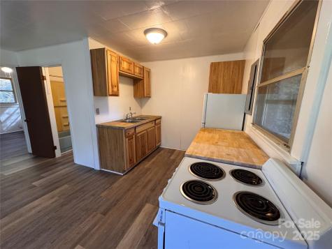 84 Pelohi Cove Road Bryson City NC 28713