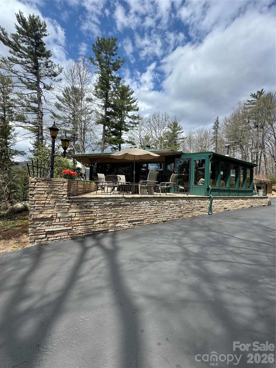 12 Laurelwood Lane Newland NC 28657