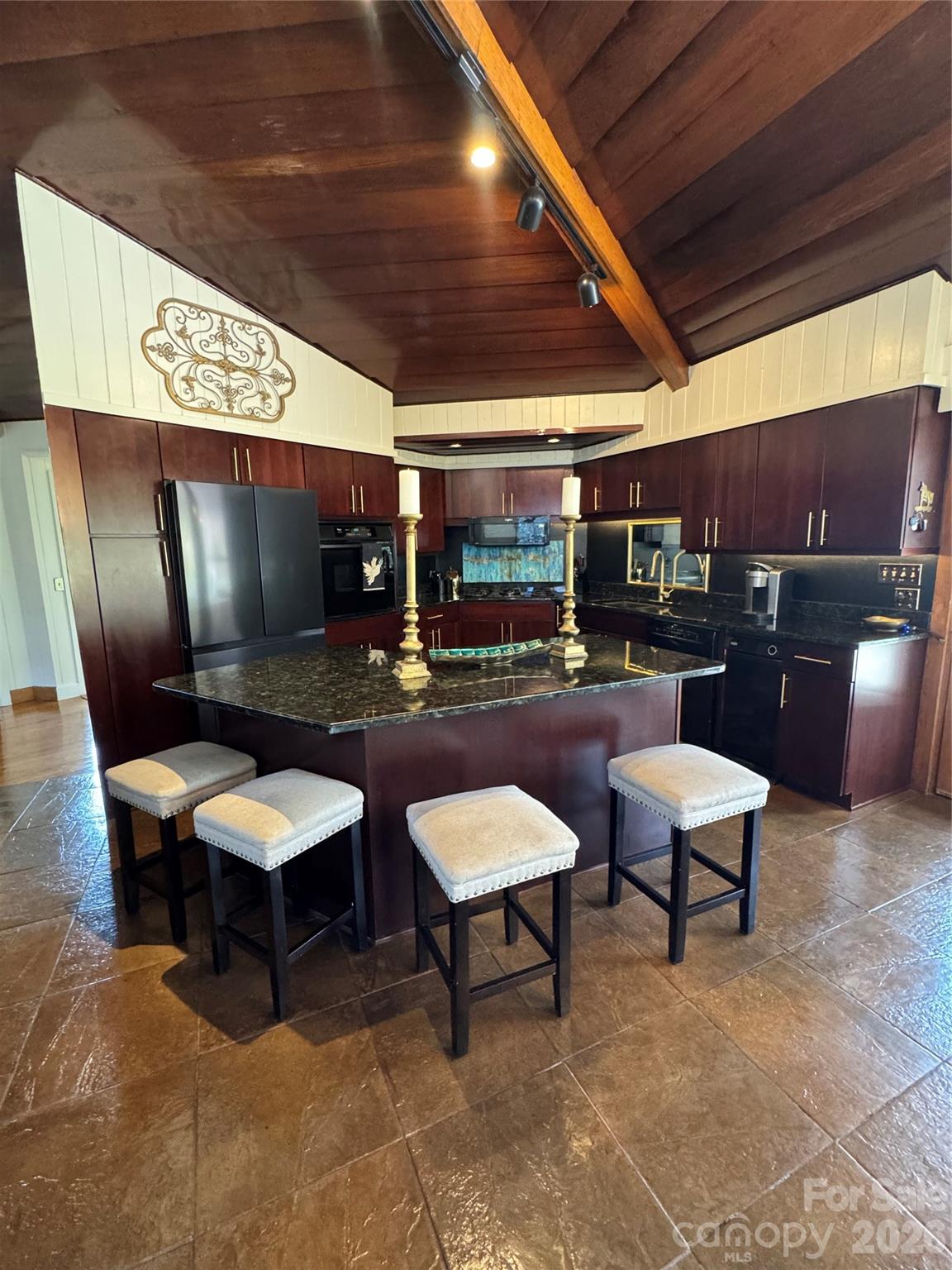 12 Laurelwood Lane Newland NC 28657