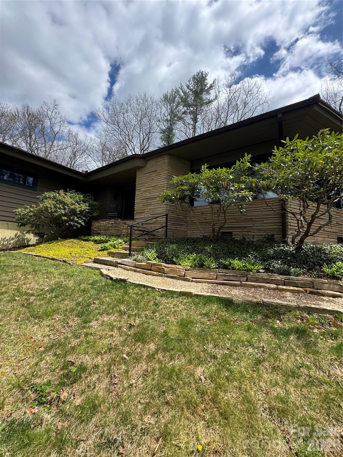 12 Laurelwood Lane Newland NC 28657