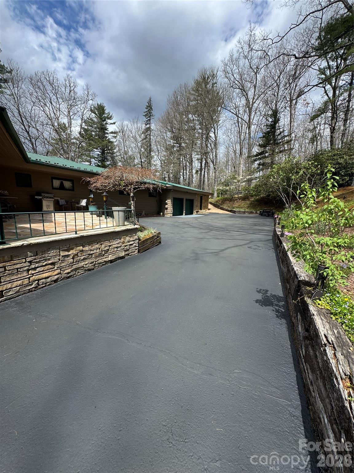 12 Laurelwood Lane Newland NC 28657