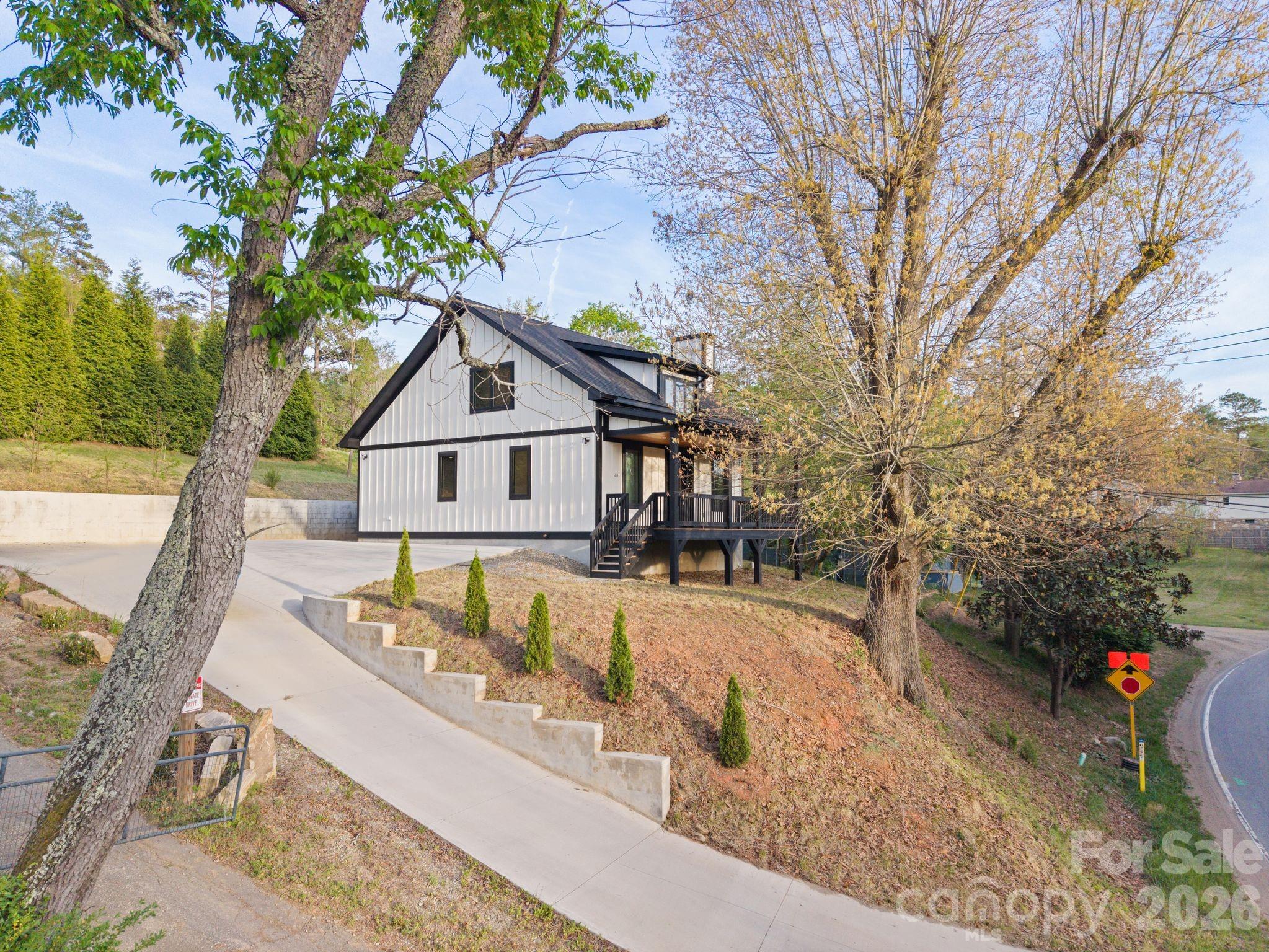 213 New Stock Road Asheville NC 28804
