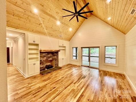 5039 Connestee Trail Brevard NC 28712