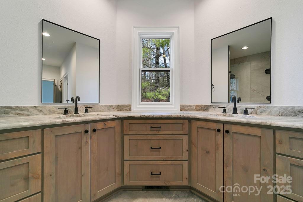 5039 Connestee Trail Brevard NC 28712