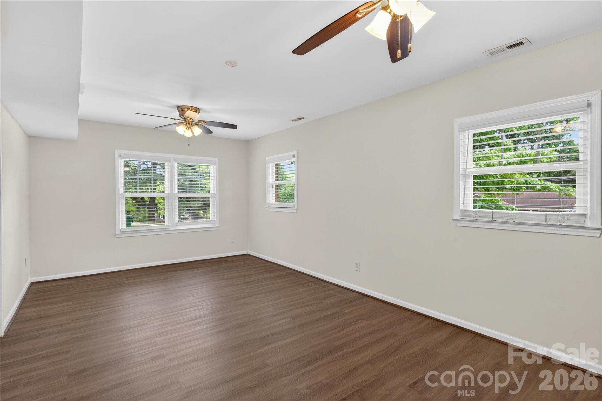 6912 Woodstock Drive Charlotte NC 28210
