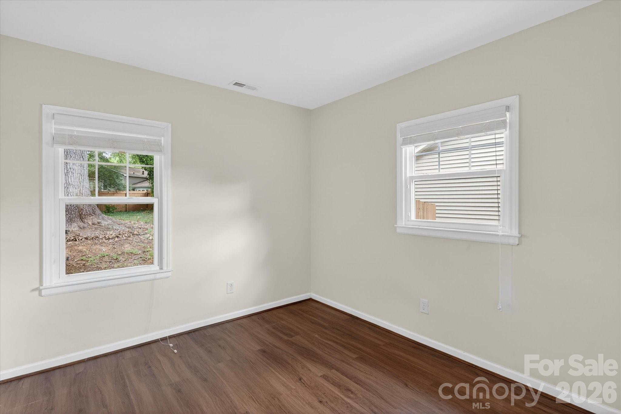 6912 Woodstock Drive Charlotte NC 28210