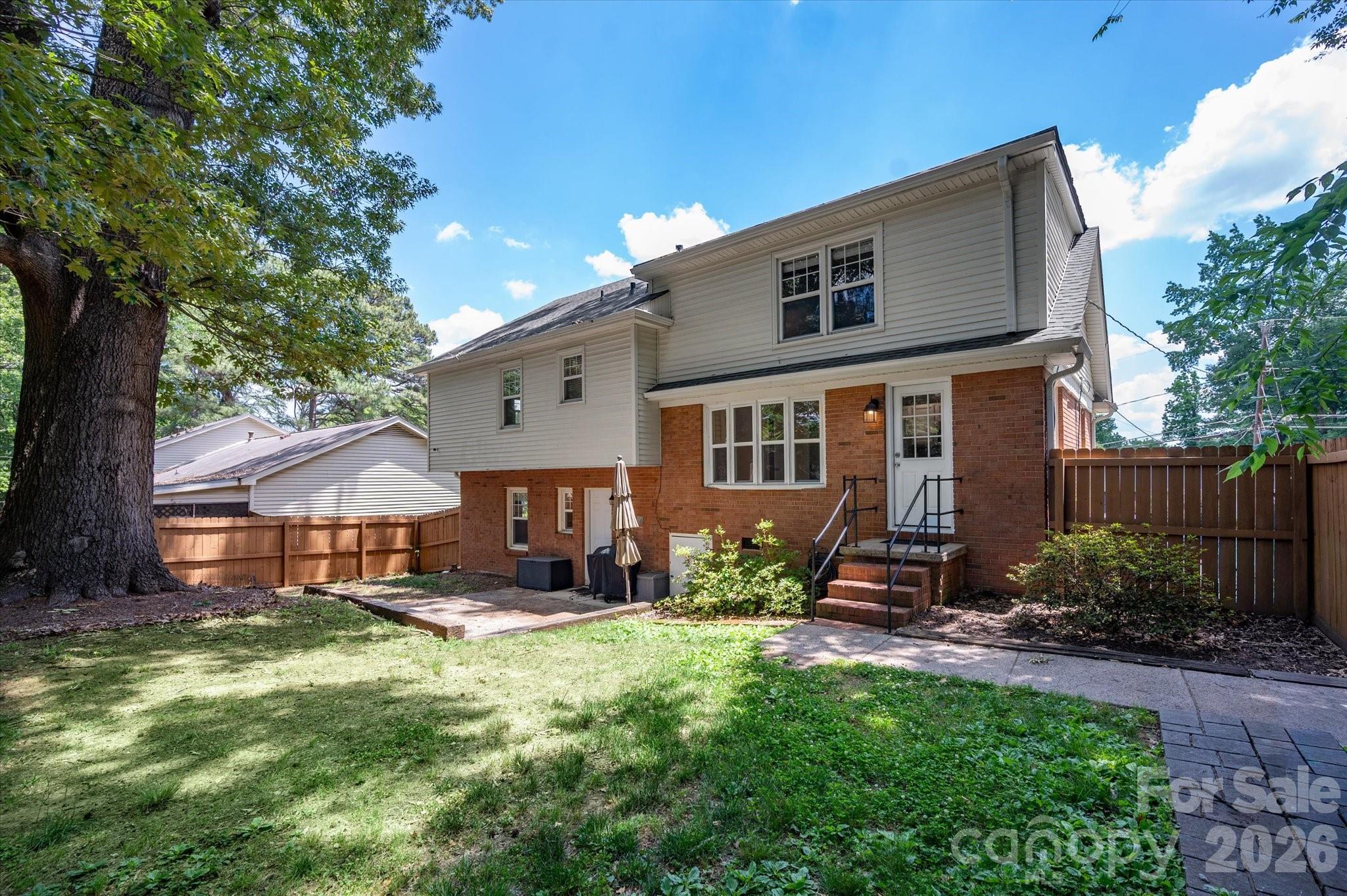 6912 Woodstock Drive Charlotte NC 28210