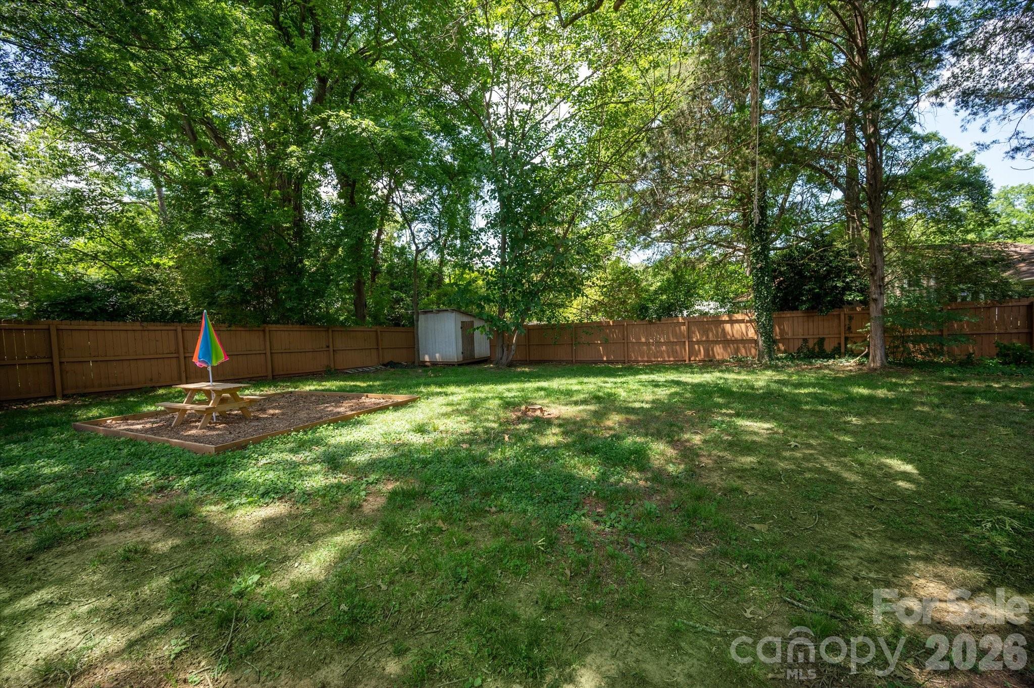6912 Woodstock Drive Charlotte NC 28210