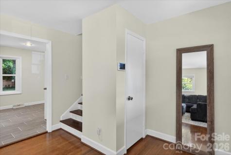 6912 Woodstock Drive Charlotte NC 28210