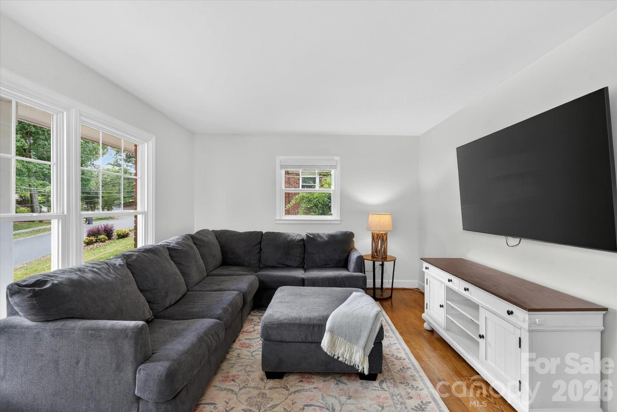 6912 Woodstock Drive Charlotte NC 28210