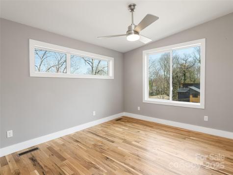 7 Mauricet Lane Asheville NC 28806