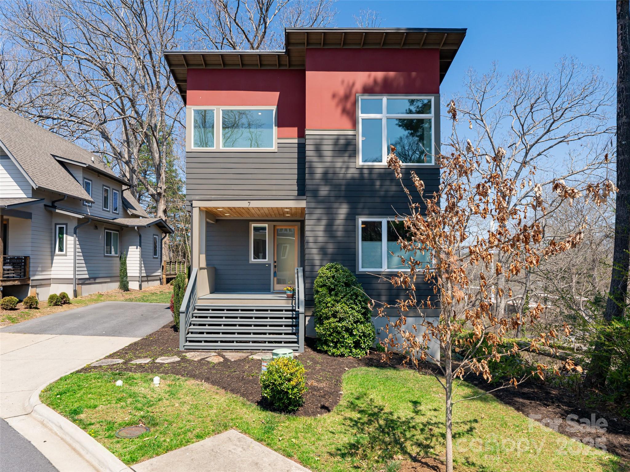 7 Mauricet Lane Asheville NC 28806
