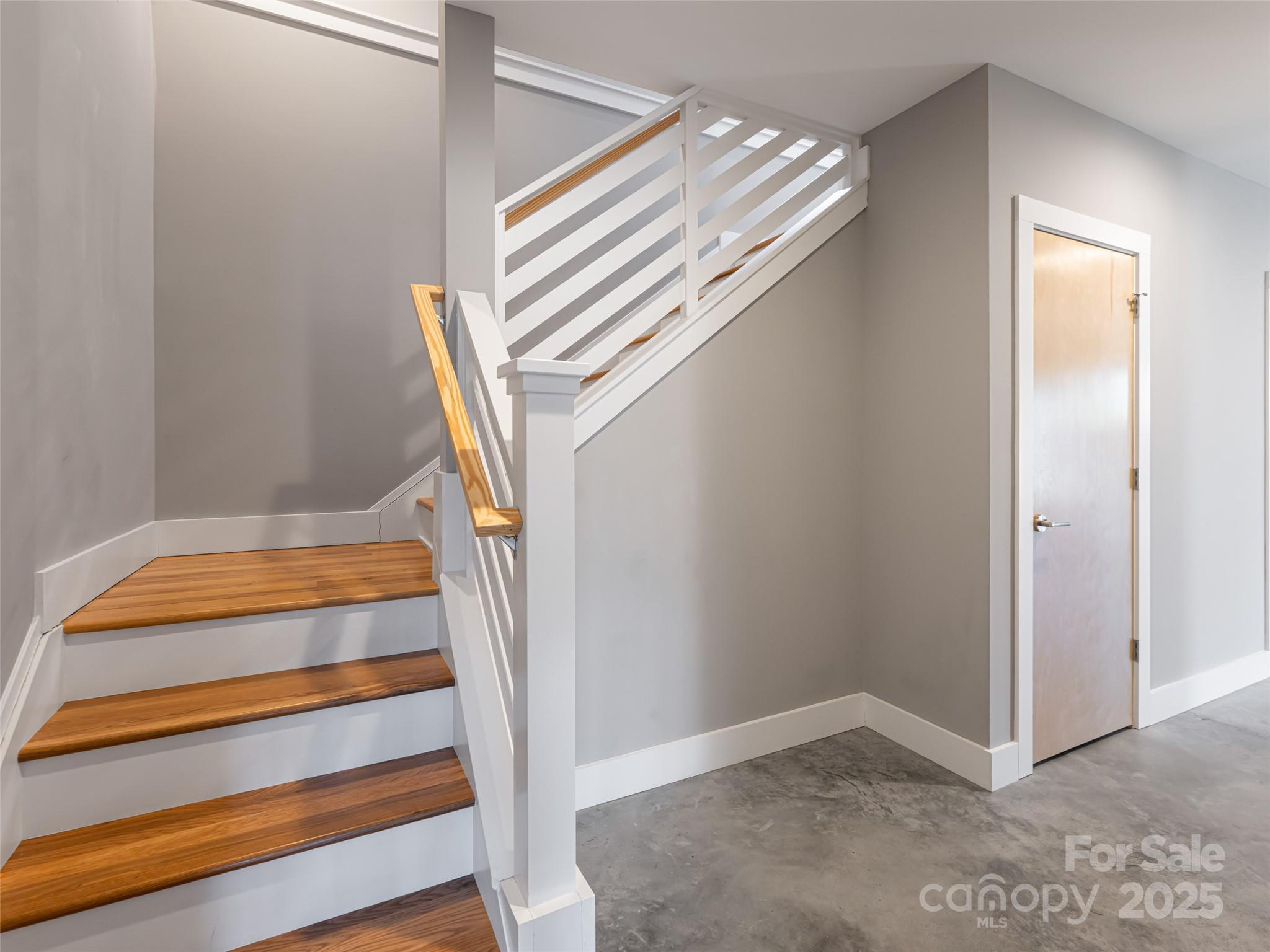 7 Mauricet Lane Asheville NC 28806