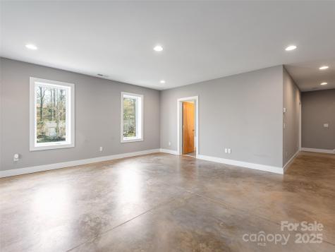 7 Mauricet Lane Asheville NC 28806