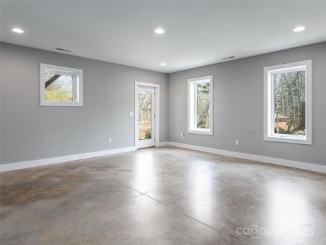 7 Mauricet Lane Asheville NC 28806
