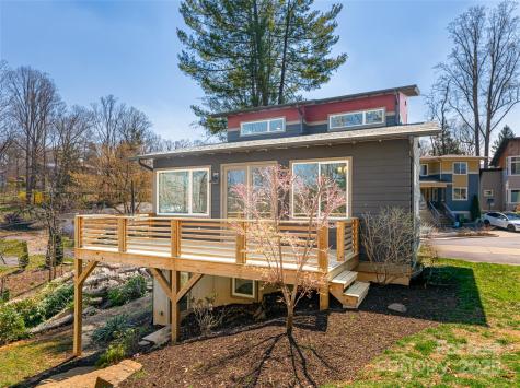 7 Mauricet Lane Asheville NC 28806