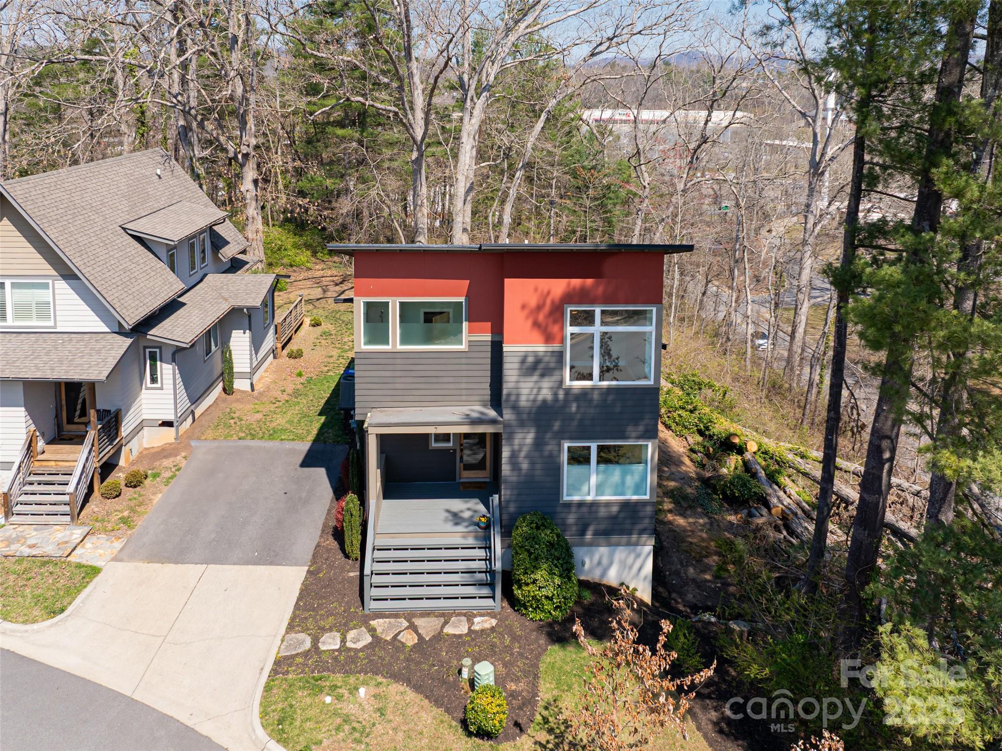 7 Mauricet Lane Asheville NC 28806