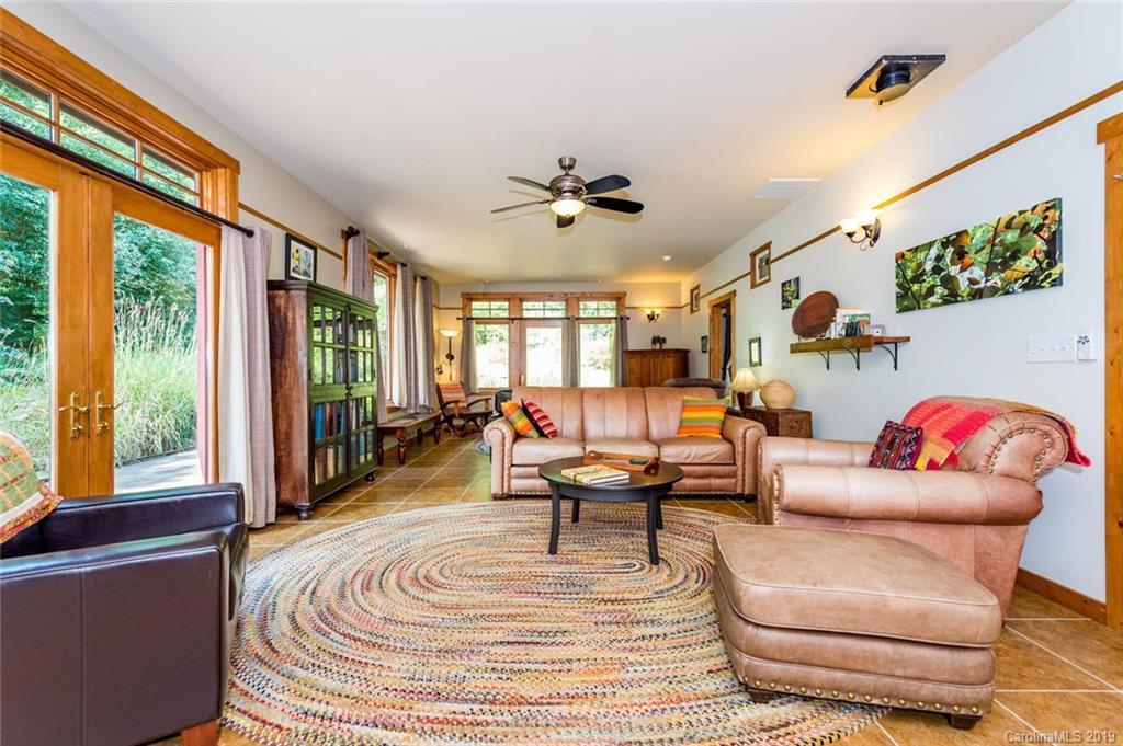 2180 Riceville Road Asheville NC 28805