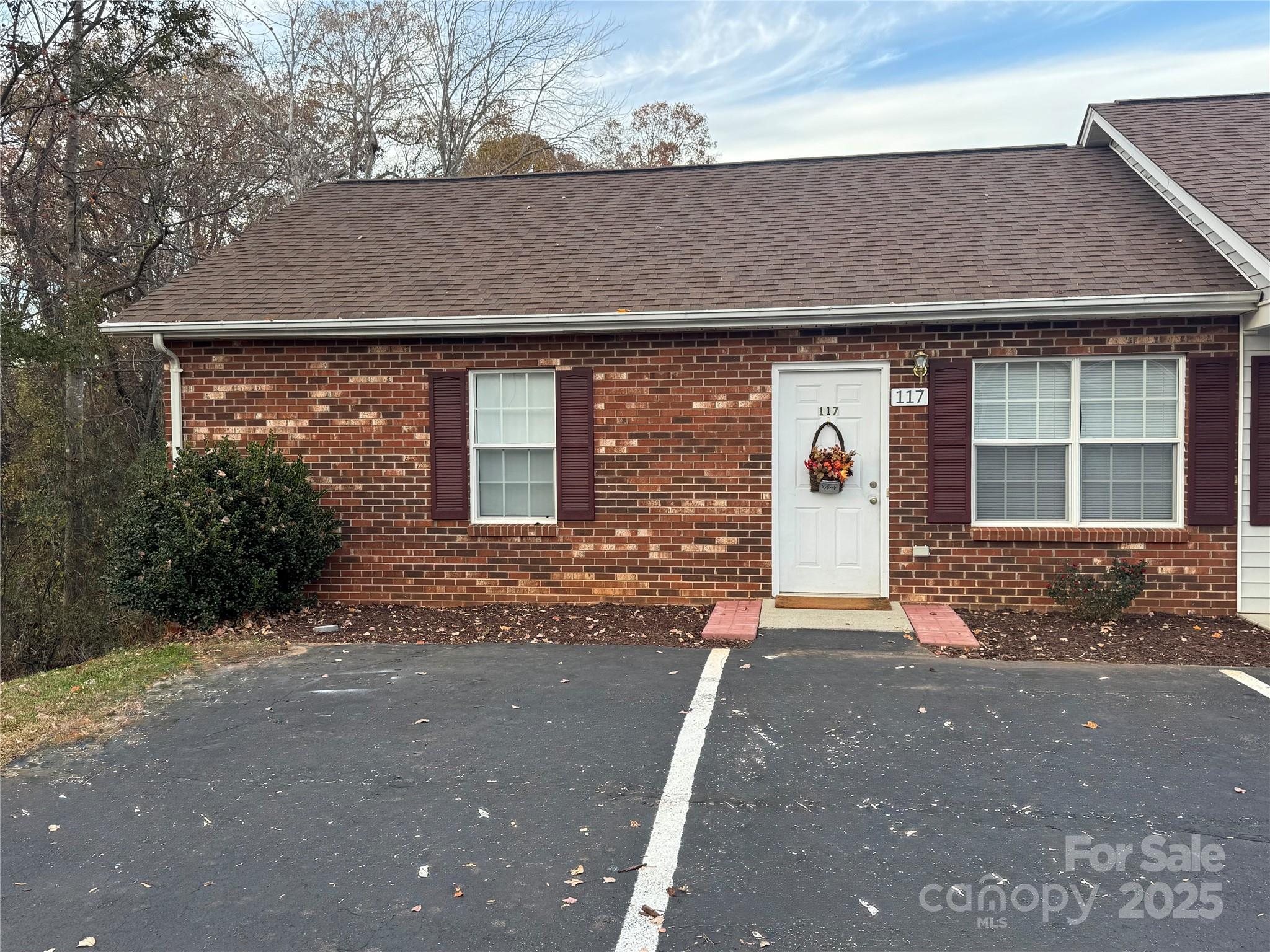 117 24th Street NW Hickory NC 28601