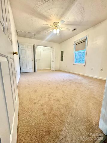117 24th Street NW Hickory NC 28601