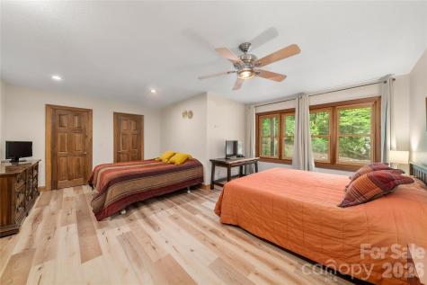 176 Hemlock Lane Lake Lure NC 28746