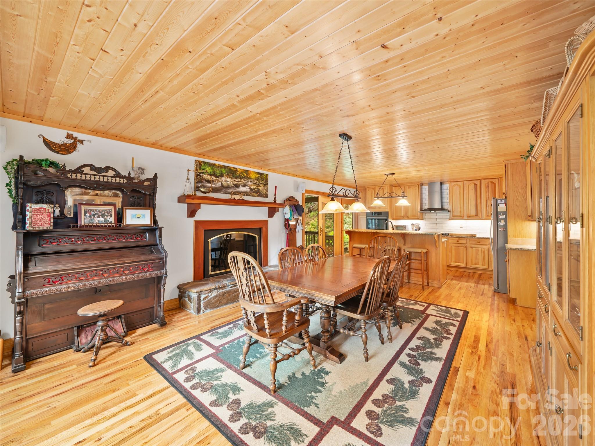 86 Laurel Drive Burnsville NC 28714