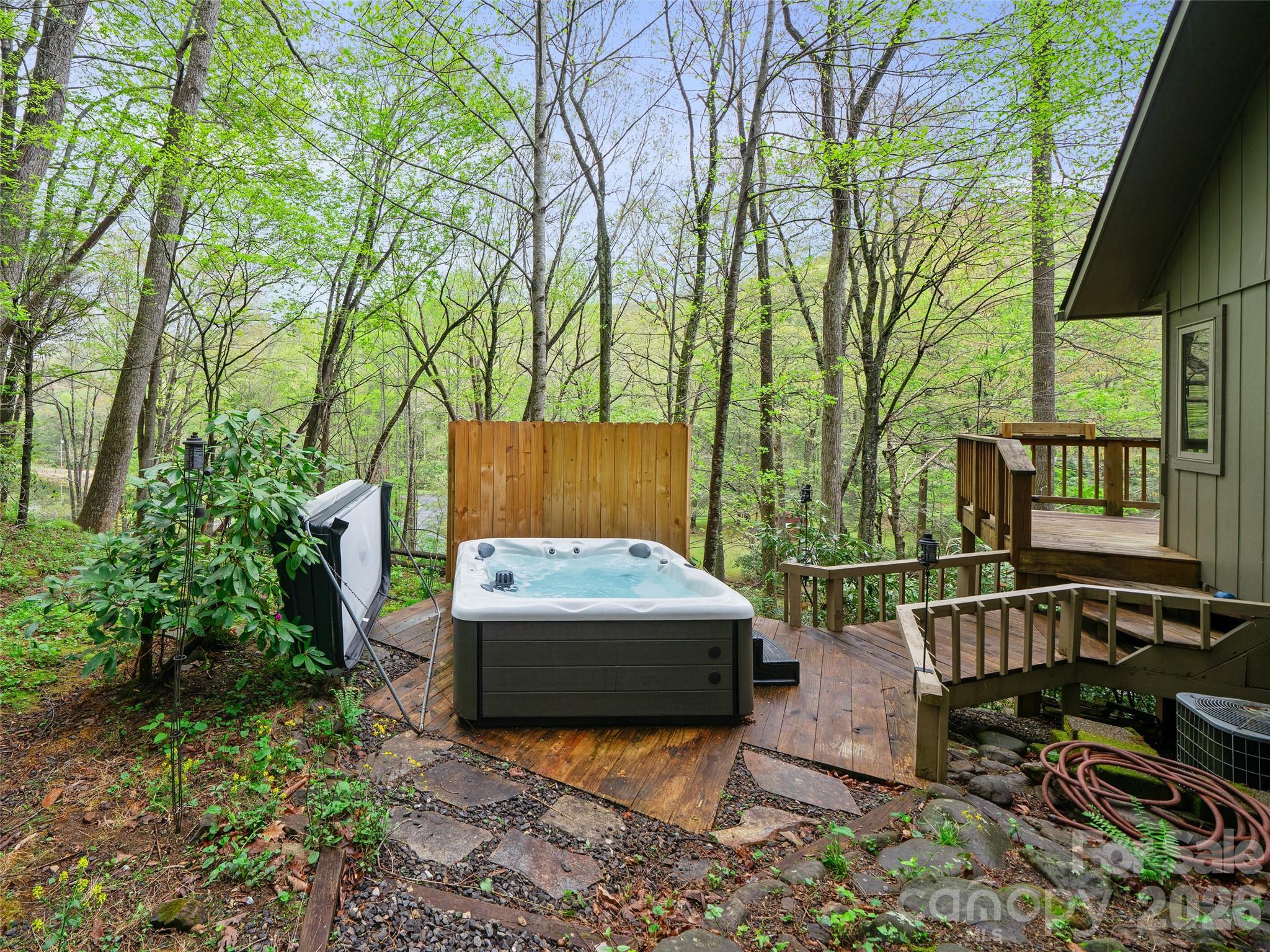 86 Laurel Drive Burnsville NC 28714