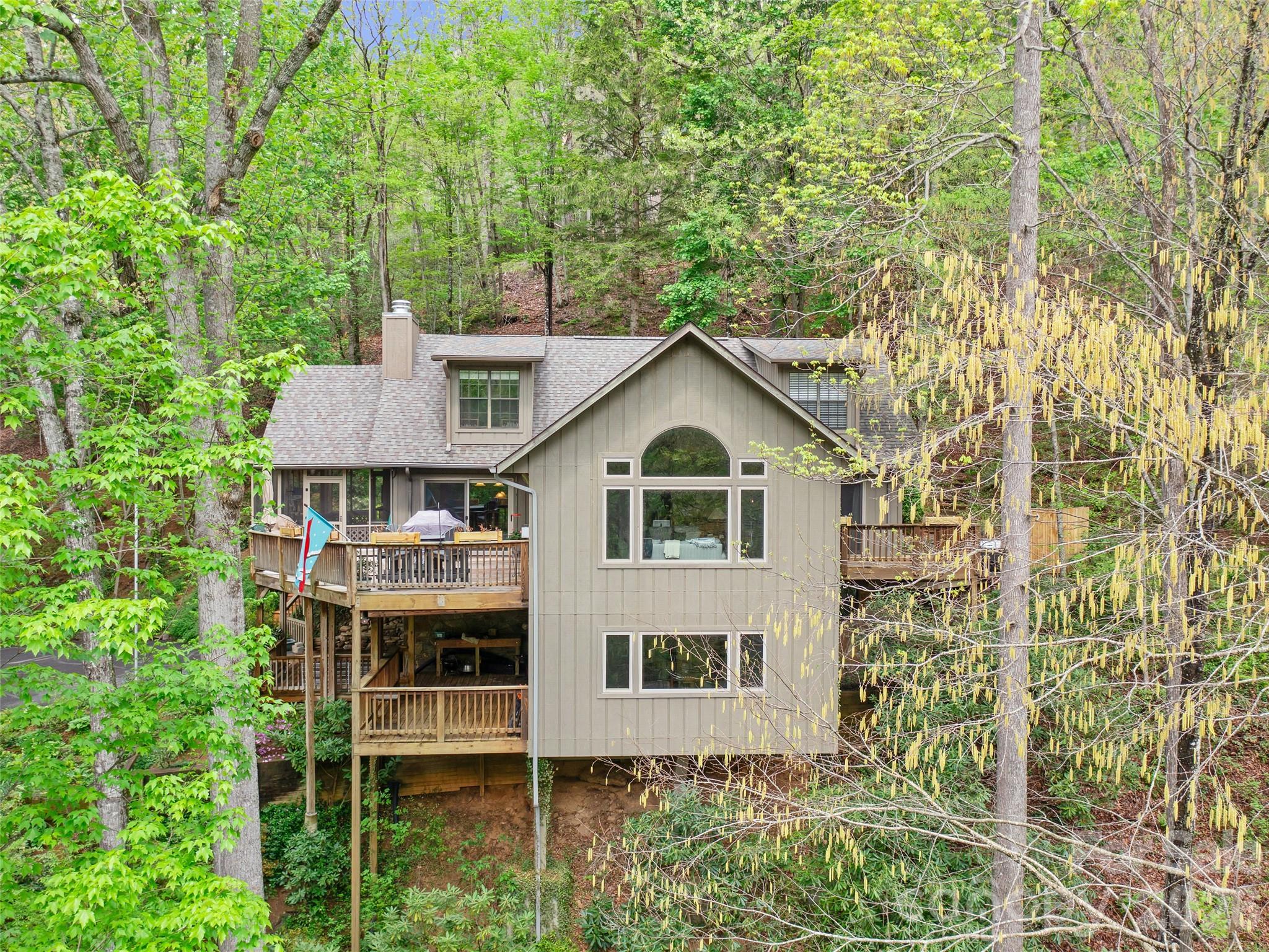 86 Laurel Drive Burnsville NC 28714