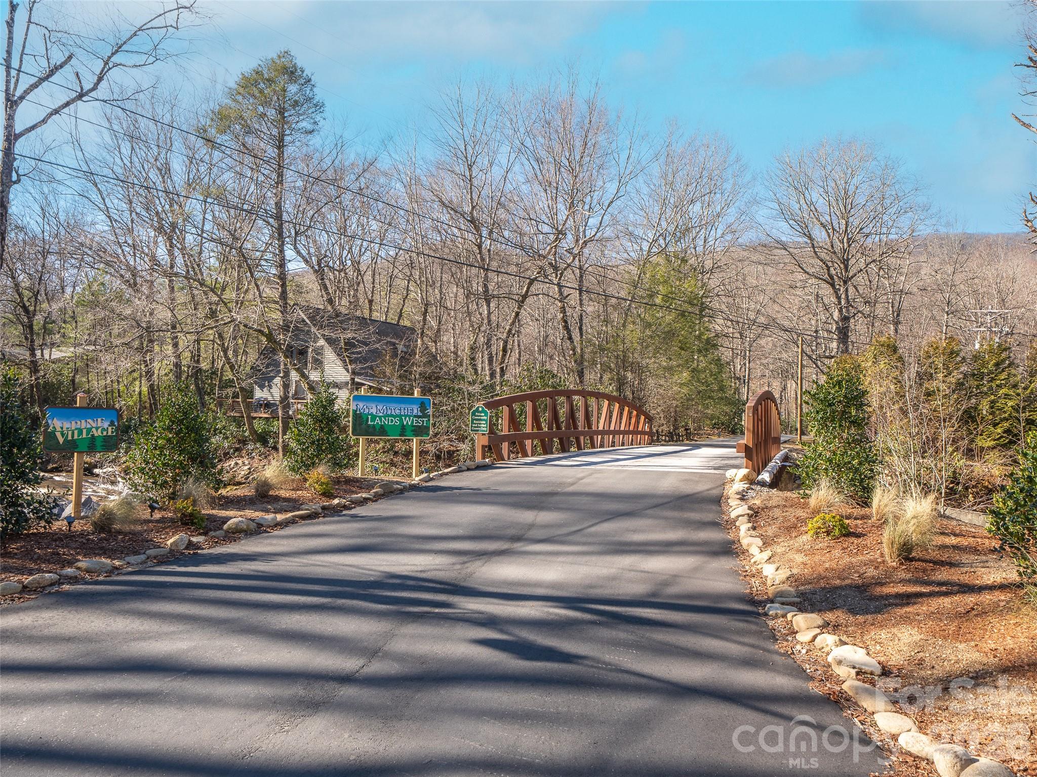 86 Laurel Drive Burnsville NC 28714